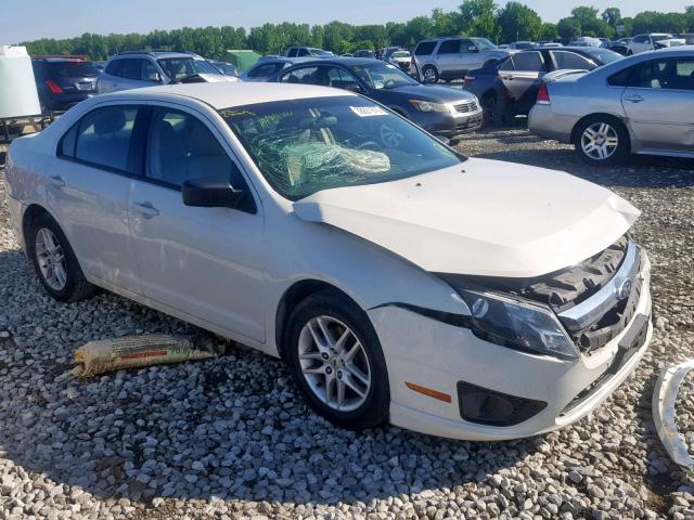 3FAHP0GA9BR226737 - 2011 FORD FUSION S WHITE photo 1