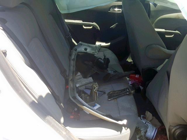 1G1JA6SH0D4186671 - 2013 CHEVROLET SONIC LS WHITE photo 6