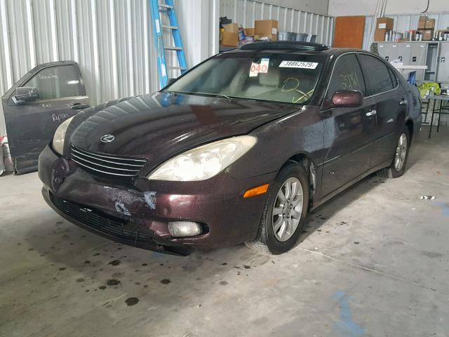 JTHBF30G125001636 - 2002 LEXUS ES 300 BURGUNDY photo 2