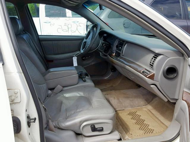 1G4CW54K344135813 - 2004 BUICK PARK AVENU WHITE photo 5