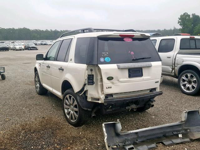 SALFT24N68H091770 - 2008 LAND ROVER LR2 HSE TE WHITE photo 3