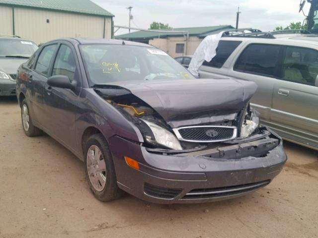 1FAHP34N47W302572 - 2007 FORD FOCUS ZX4 GRAY photo 1