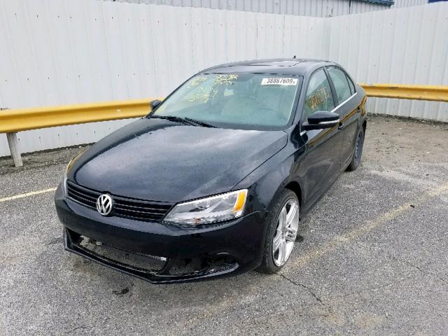 3VWLL7AJ4CM405684 - 2012 VOLKSWAGEN JETTA TDI BLACK photo 2