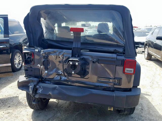 1C4AJWAG1HL664348 - 2017 JEEP WRANGLER S GRAY photo 6