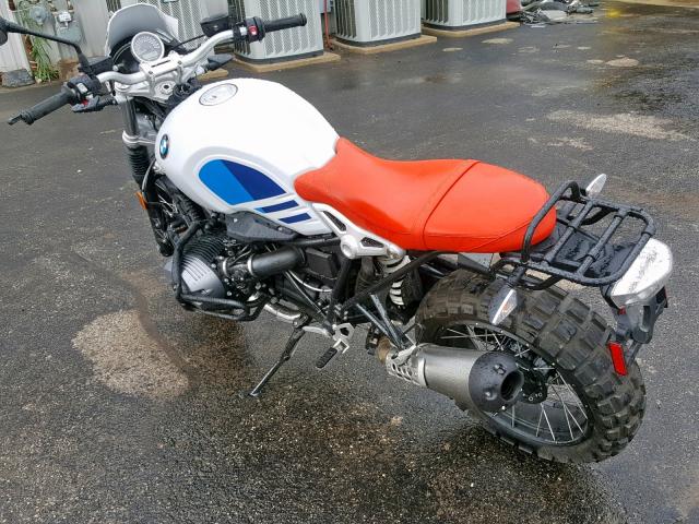 WB10J4305JZ796495 - 2018 BMW R NINE T U WHITE photo 3