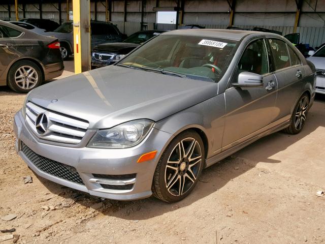 WDDGF4HB2DR259400 - 2013 MERCEDES-BENZ C 250 GRAY photo 2