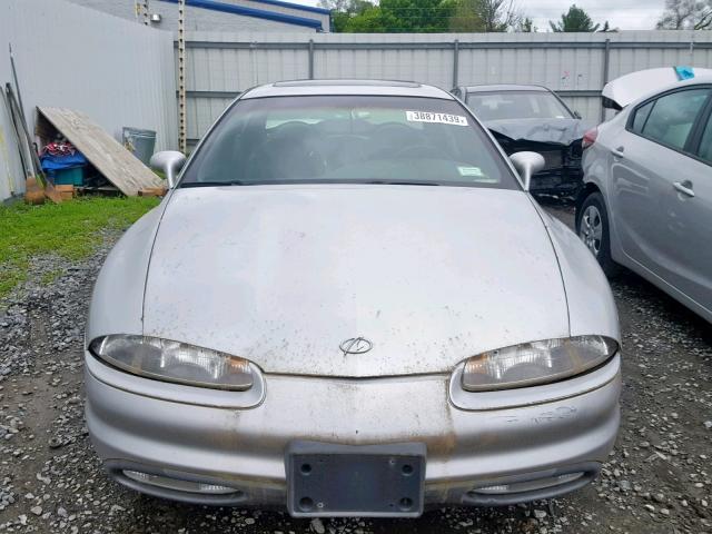 1G3GR62C1X4114316 - 1999 OLDSMOBILE AURORA SILVER photo 9