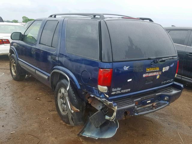 1GNDT13W7Y2165145 - 2000 CHEVROLET BLAZER BLUE photo 3