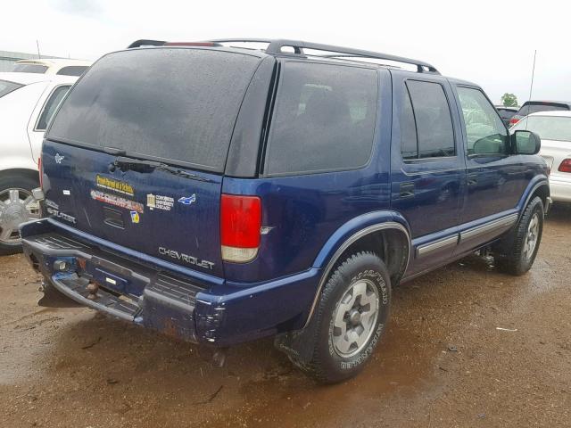 1GNDT13W7Y2165145 - 2000 CHEVROLET BLAZER BLUE photo 4