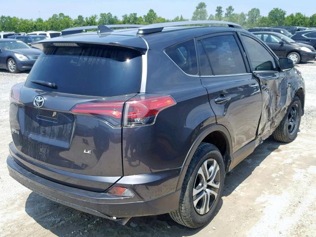 JTMZFREV6JJ738329 - 2018 TOYOTA RAV4 LE GRAY photo 4