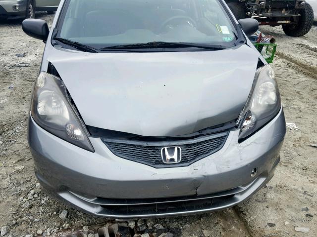 JHMGE88219C004394 - 2009 HONDA FIT GRAY photo 9