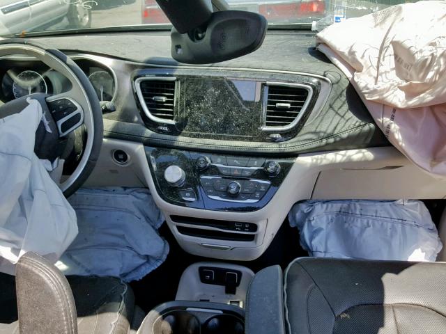 2C4RC1GG9JR273887 - 2018 CHRYSLER PACIFICA L WHITE photo 9