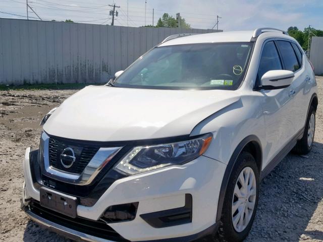 KNMAT2MV9HP592188 - 2017 NISSAN ROGUE S WHITE photo 2