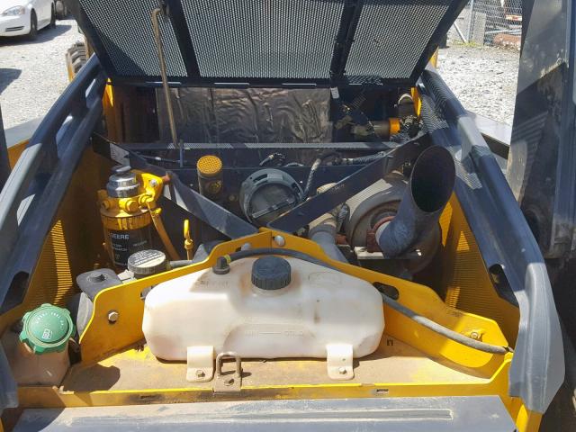 1T0320DAPB0201004 - 2011 JOHN DEERE 320D YELLOW photo 7