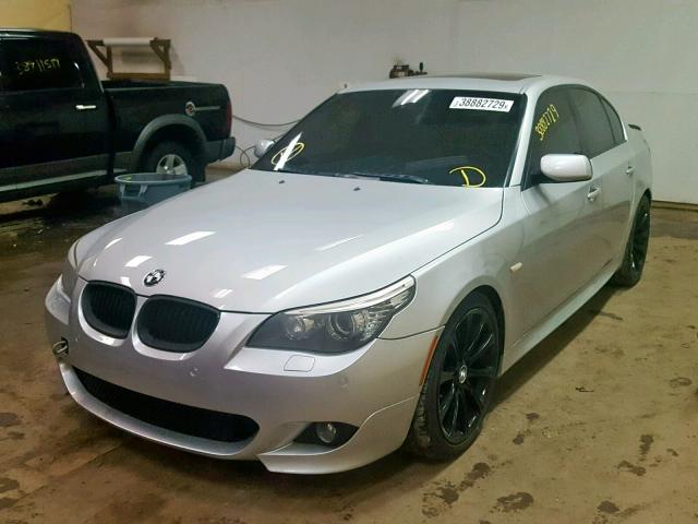 WBANW53588CT53652 - 2008 BMW 550 I SILVER photo 2