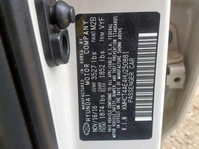 KMHCT4AE4HU250881 - 2017 HYUNDAI ACCENT SE CREAM photo 10