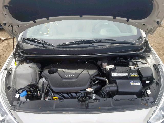 KMHCT4AE4HU250881 - 2017 HYUNDAI ACCENT SE CREAM photo 7