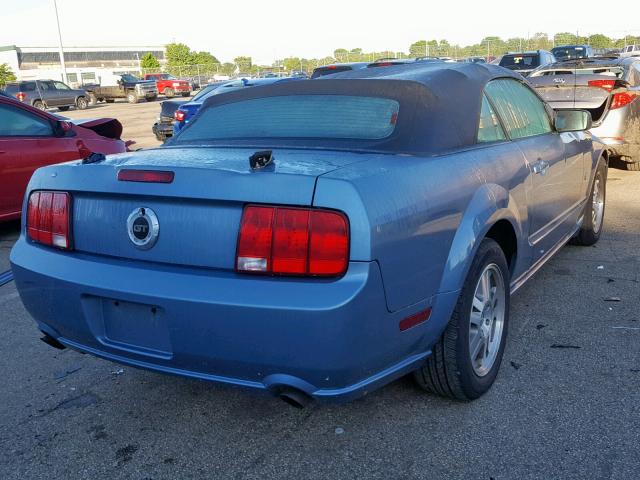 1ZVFT85H265172070 - 2006 FORD MUSTANG GT BLUE photo 4