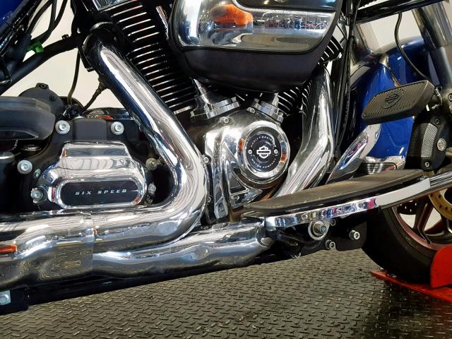 1HD1FBC10HB604701 - 2017 HARLEY-DAVIDSON FLHR ROAD BLUE photo 11