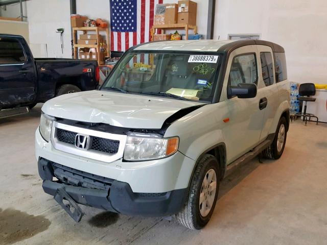 5J6YH1H70BL000823 - 2011 HONDA ELEMENT EX WHITE photo 2