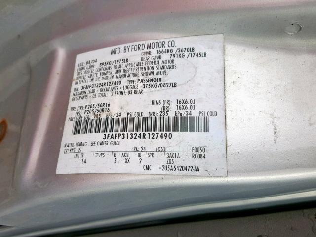 3FAFP31324R127490 - 2004 FORD FOCUS ZX3 SILVER photo 10