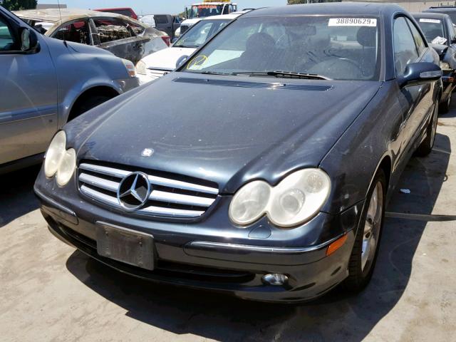 WDBTJ65J55F152485 - 2005 MERCEDES-BENZ CLK 320C BLUE photo 2