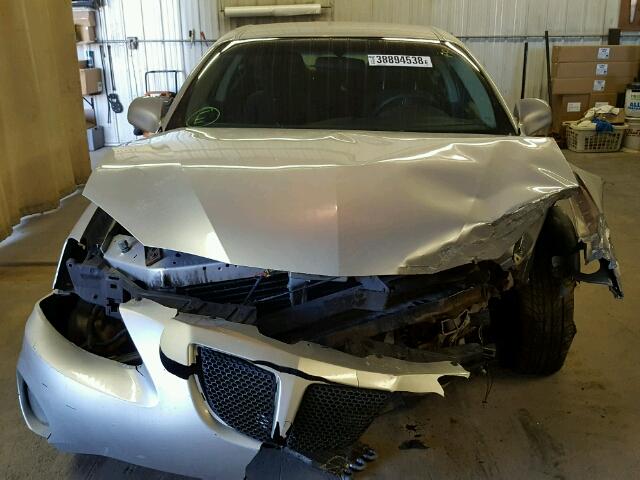 2G2WP522941145456 - 2004 PONTIAC GRAND PRIX ვერცხლისფერი ფოტო 9