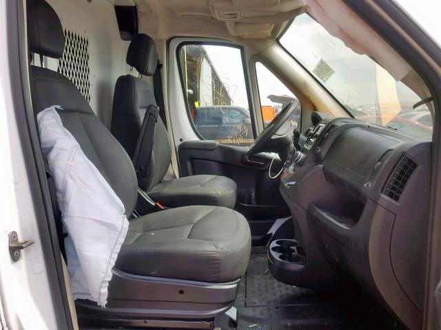 3C6TRVNG0GE131637 - 2016 RAM PROMASTER WHITE photo 5