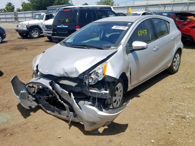 JTDKDTB33E1562630 - 2014 TOYOTA PRIUS C SILVER photo 2