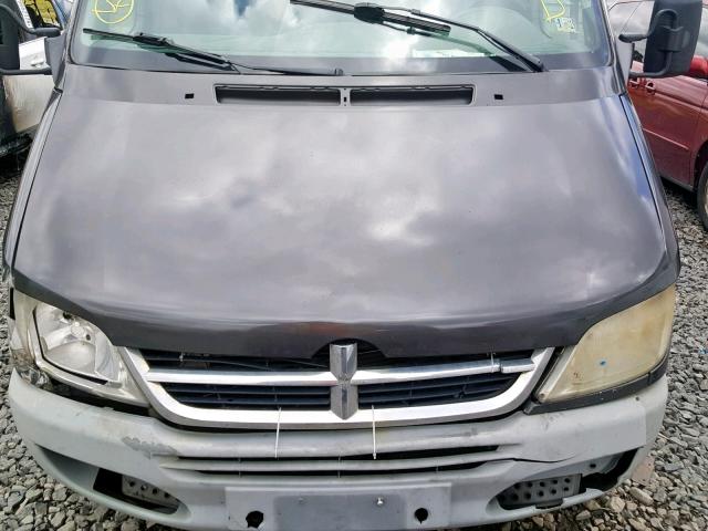 WD0PD644X55797328 - 2005 DODGE SPRINTER 2 GRAY photo 7