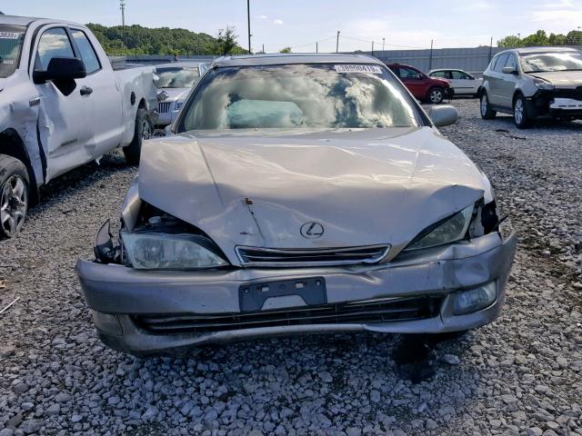 JT8BF28G6Y5090904 - 2000 LEXUS ES 300 GOLD photo 9