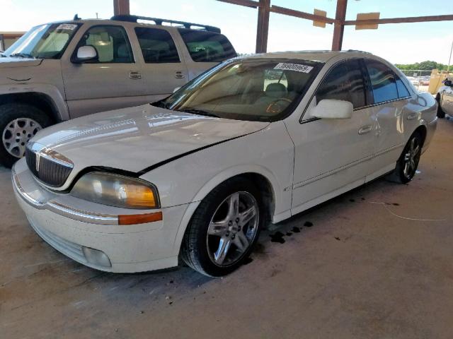 1LNHM86S72Y692501 - 2002 LINCOLN LS 白色 照片 2