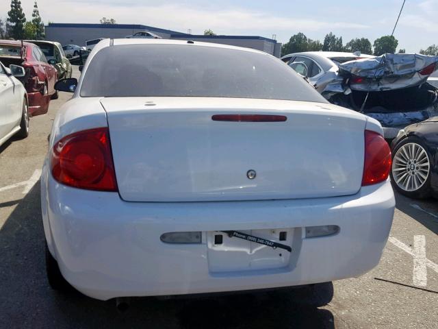 1G2AS18H597150953 - 2009 PONTIAC G5 WHITE photo 9
