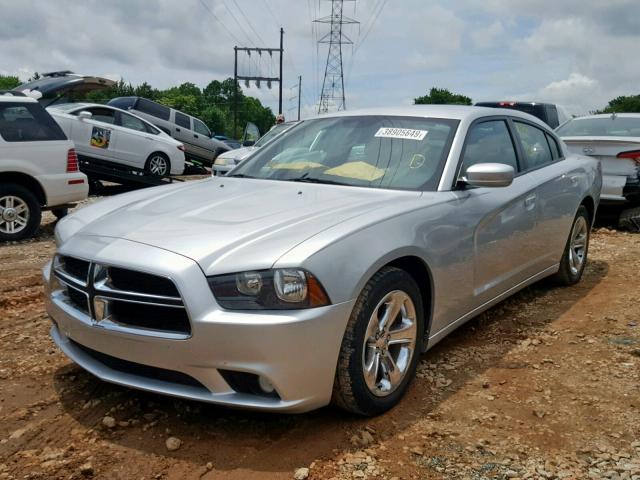 2C3CDXHG9CH271820 - 2012 DODGE CHARGER SX WHITE photo 2