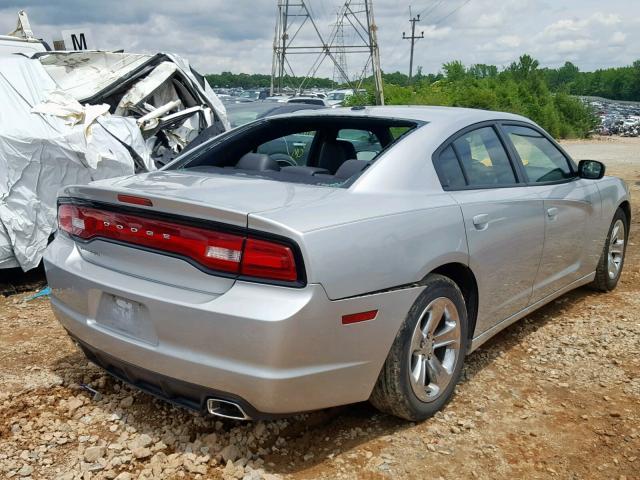 2C3CDXHG9CH271820 - 2012 DODGE CHARGER SX WHITE photo 4