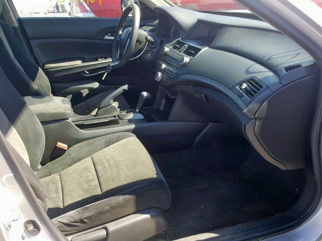 1HGCP26478A148717 - 2008 HONDA ACCORD LXP SILVER photo 5