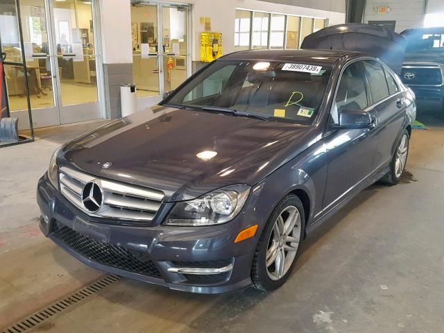 WDDGF4HBXDA783618 - 2013 MERCEDES-BENZ C 250 GRAY photo 2