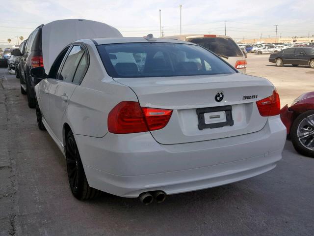 WBAPH5G57BNN59084 - 2011 BMW 328 I SULE WHITE photo 3