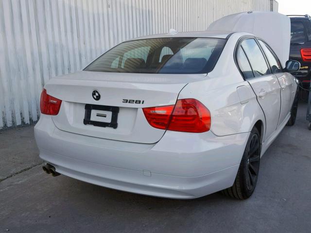 WBAPH5G57BNN59084 - 2011 BMW 328 I SULE WHITE photo 4