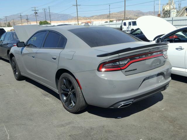 2C3CDXCT1JH193275 - 2018 DODGE CHARGER R/ GRAY photo 3