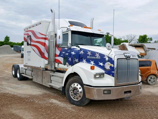 5KJJALD17EPFU0357 - 2014 WESTERN STAR/AUTO CAR CONVENTION TWO TONE photo 1