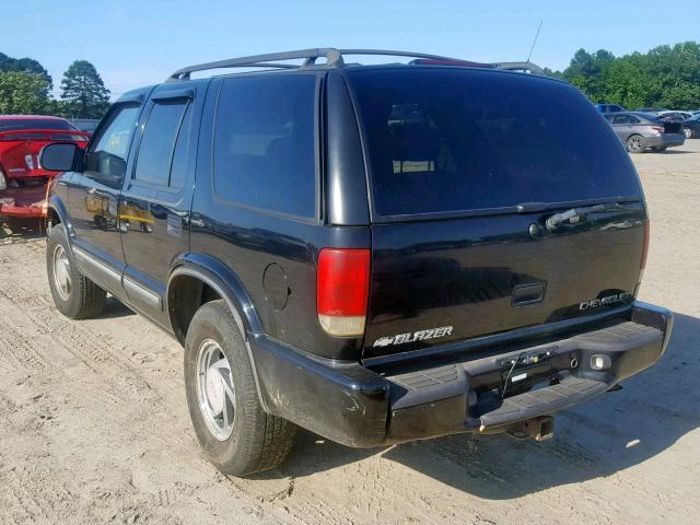 1GNDT13W512168521 - 2001 CHEVROLET BLAZER BLACK photo 3