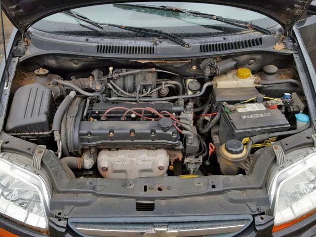KL1TD52645B334888 - 2005 CHEVROLET AVEO BASE ნაცრისფერი ფოტო 7