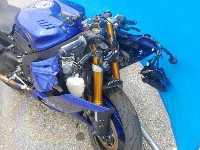 JYARJ28E6JA003668 - 2018 YAMAHA YZFR6 BLUE photo 9