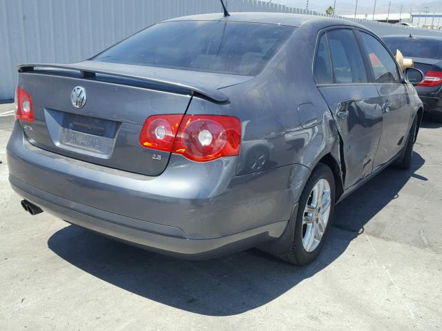 3VWEF71K17M054666 - 2007 VOLKSWAGEN JETTA WOLF SILVER photo 4