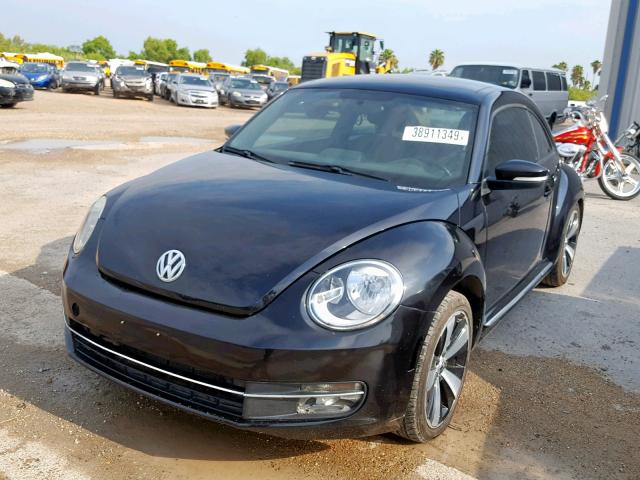 3VW4A7AT8CM656395 - 2012 VOLKSWAGEN BEETLE TUR BLACK photo 2