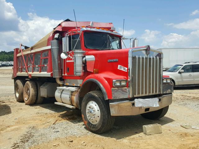 1NKWLU0X15J106737 - 2005 KENWORTH CONSTRUCTI RED photo 1