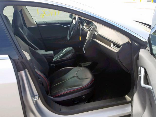 5YJSA1DP2CFP01406 - 2012 TESLA MODEL S فضي صورة 5