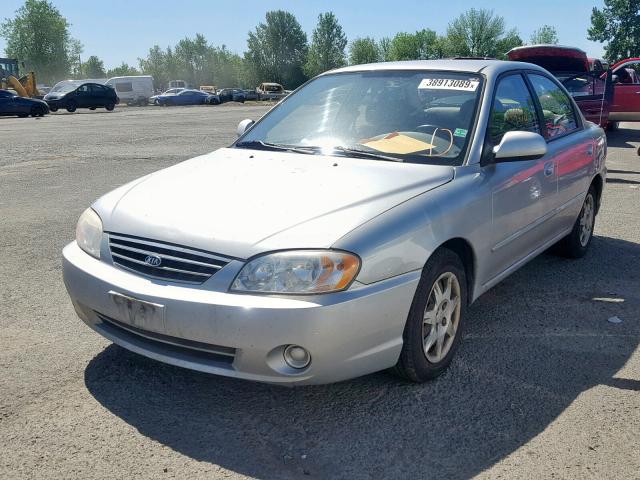 KNAFB121045318769 - 2004 KIA SPECTRA BA SILVER photo 2