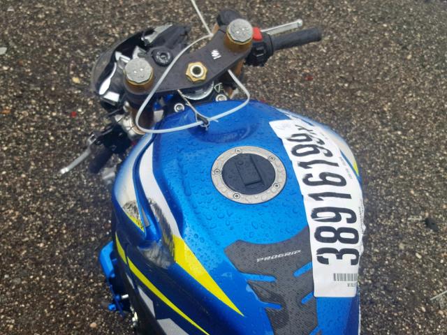 JS1GR7MA4F2100125 - 2015 SUZUKI GSX-R750 BLUE photo 5